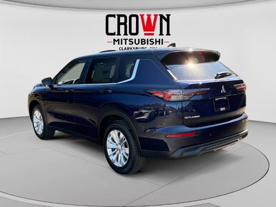 2026 Mitsubishi Outlander ES