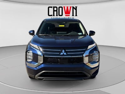 2026 Mitsubishi Outlander ES