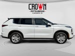 2026 Mitsubishi Outlander ES
