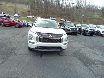 2026 Mitsubishi Outlander ES