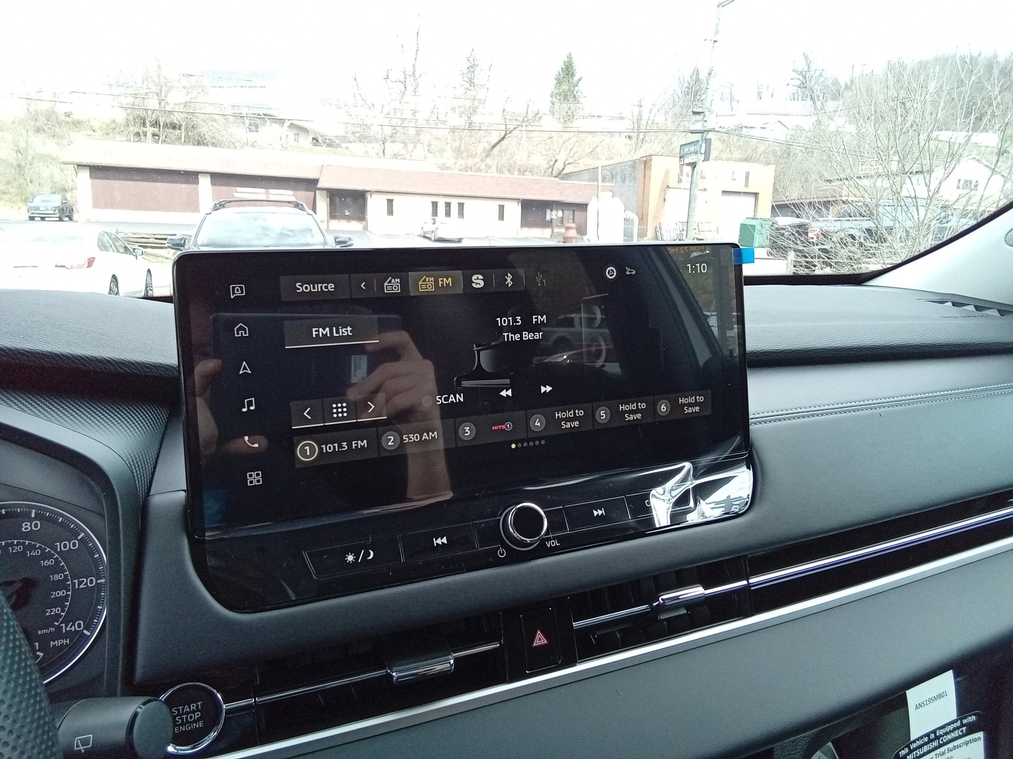 2026 Mitsubishi Outlander ES