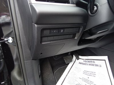 2026 Mitsubishi Outlander ES