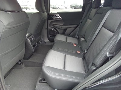 2026 Mitsubishi Outlander ES