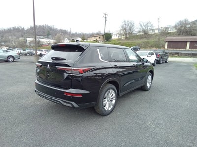 2026 Mitsubishi Outlander ES