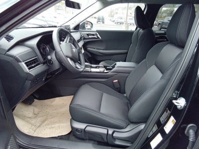 2026 Mitsubishi Outlander ES