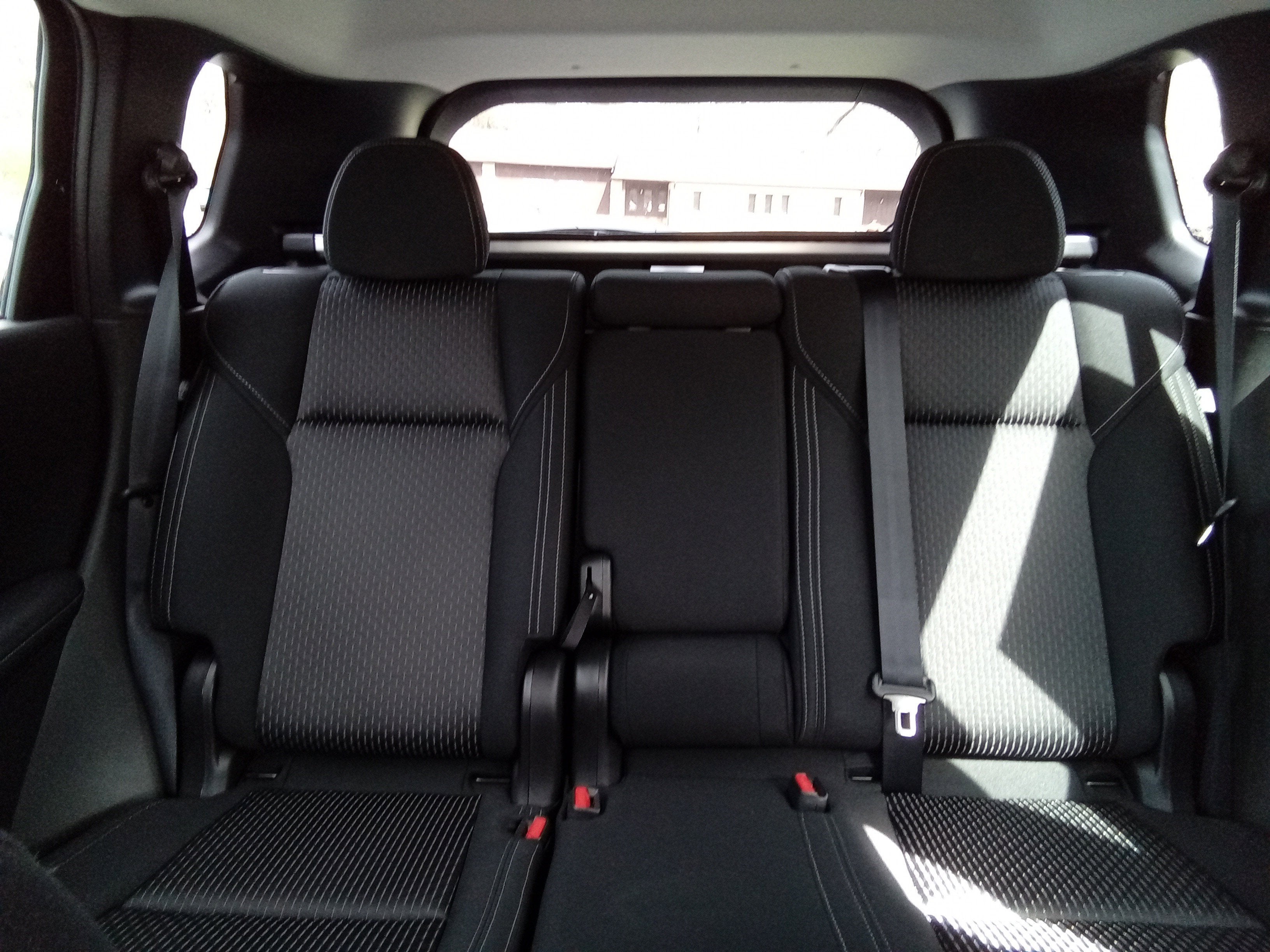 2026 Mitsubishi Outlander ES