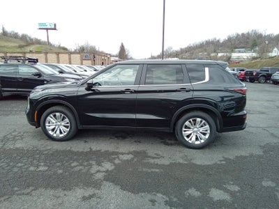 2026 Mitsubishi Outlander ES