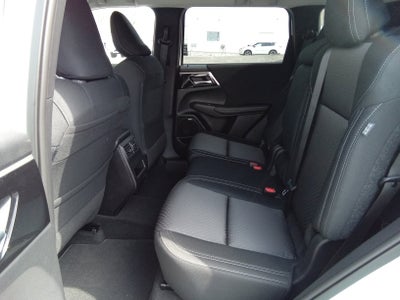 2026 Mitsubishi Outlander ES