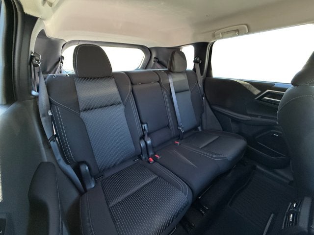 2026 Mitsubishi Outlander ES