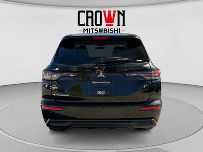 2026 Mitsubishi Outlander ES