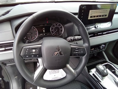 2026 Mitsubishi Outlander ES