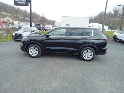 2026 Mitsubishi Outlander ES