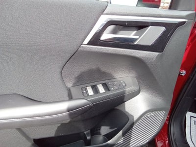 2026 Mitsubishi Outlander ES