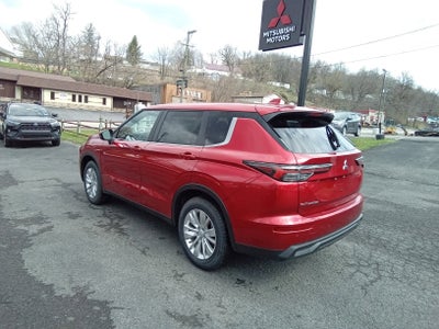 2026 Mitsubishi Outlander ES