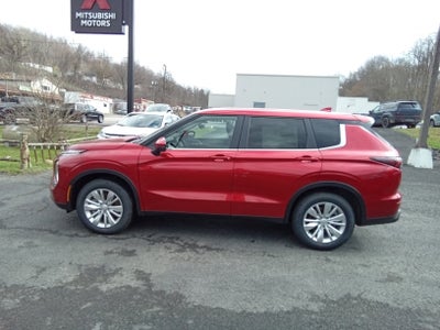 2026 Mitsubishi Outlander ES