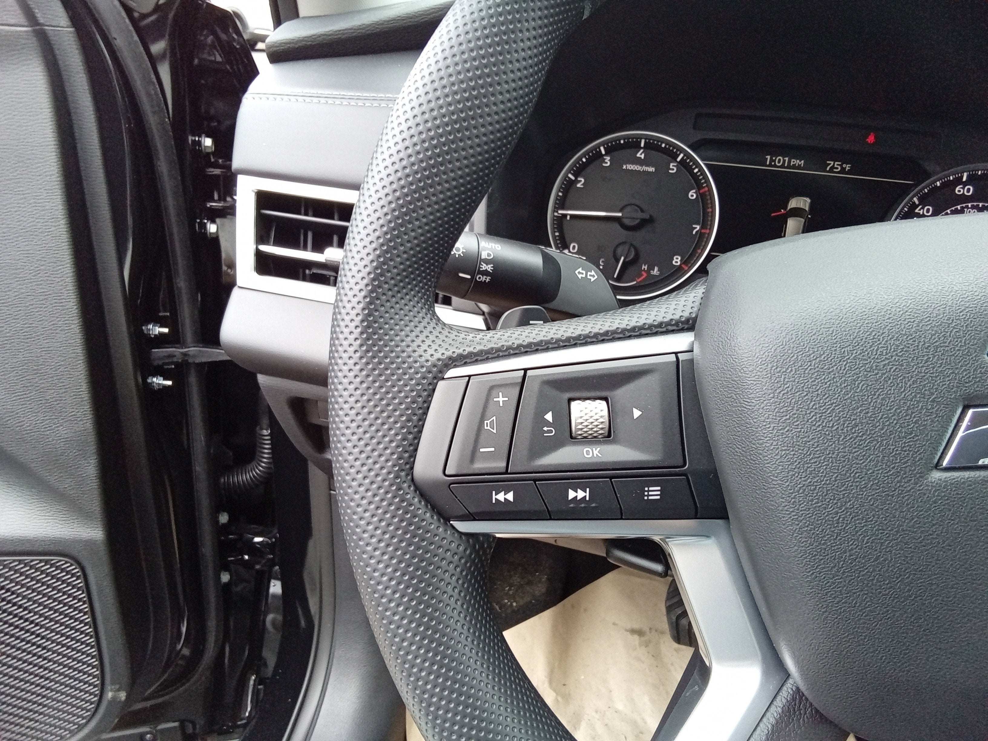 2026 Mitsubishi Outlander ES