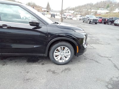 2026 Mitsubishi Outlander ES