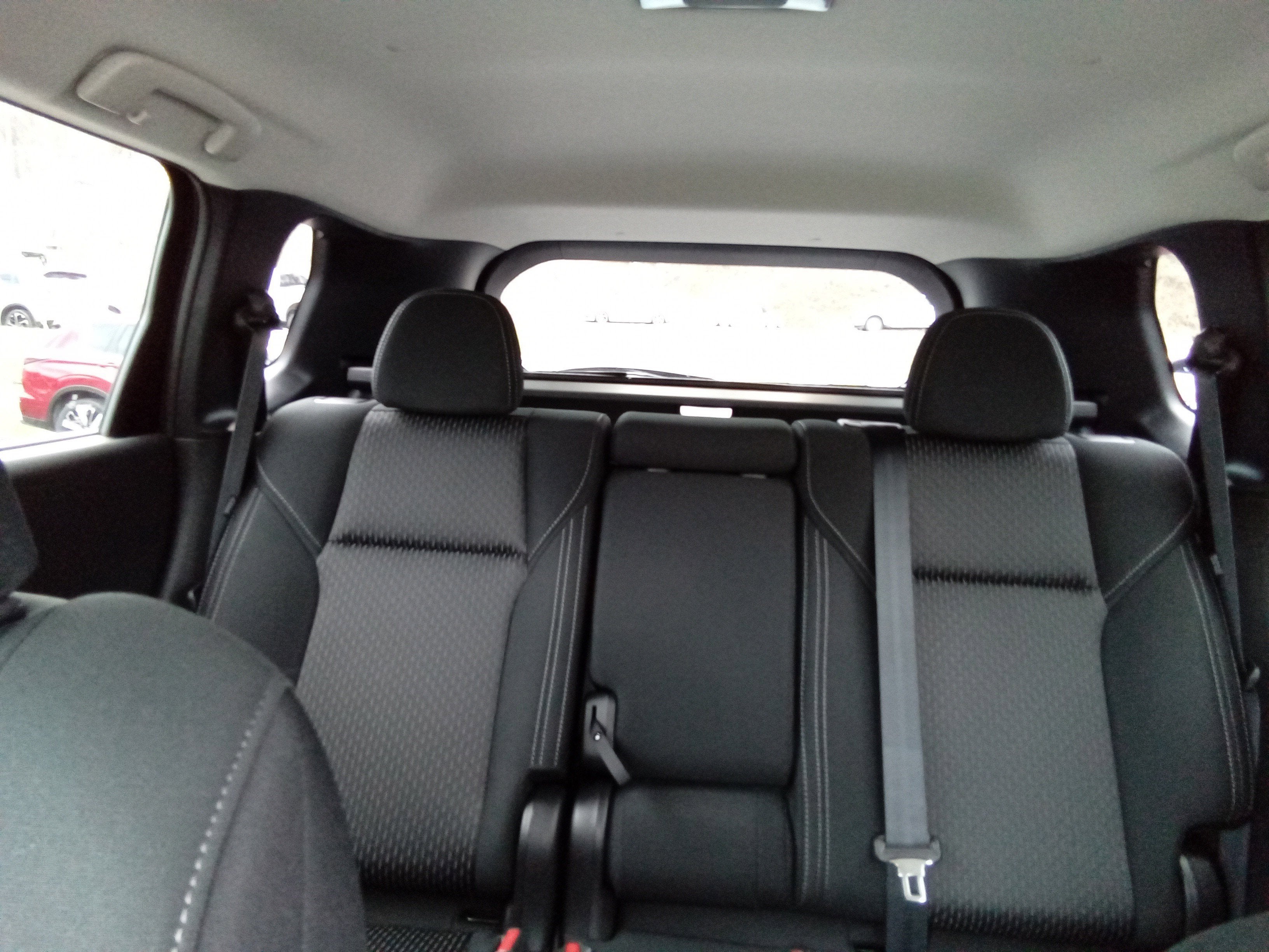 2026 Mitsubishi Outlander ES