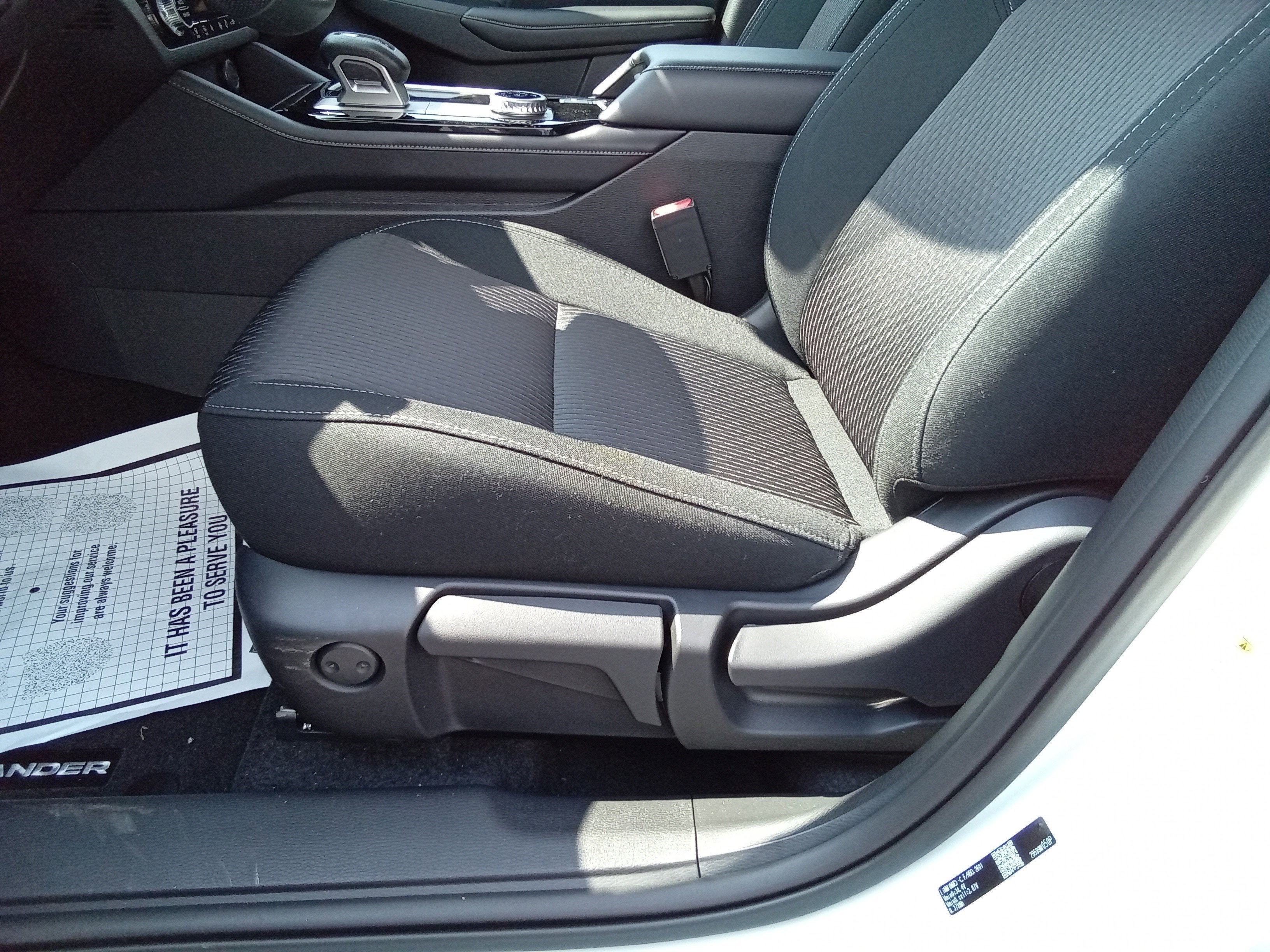 2026 Mitsubishi Outlander ES