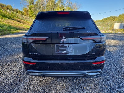 2025 Mitsubishi Outlander SE