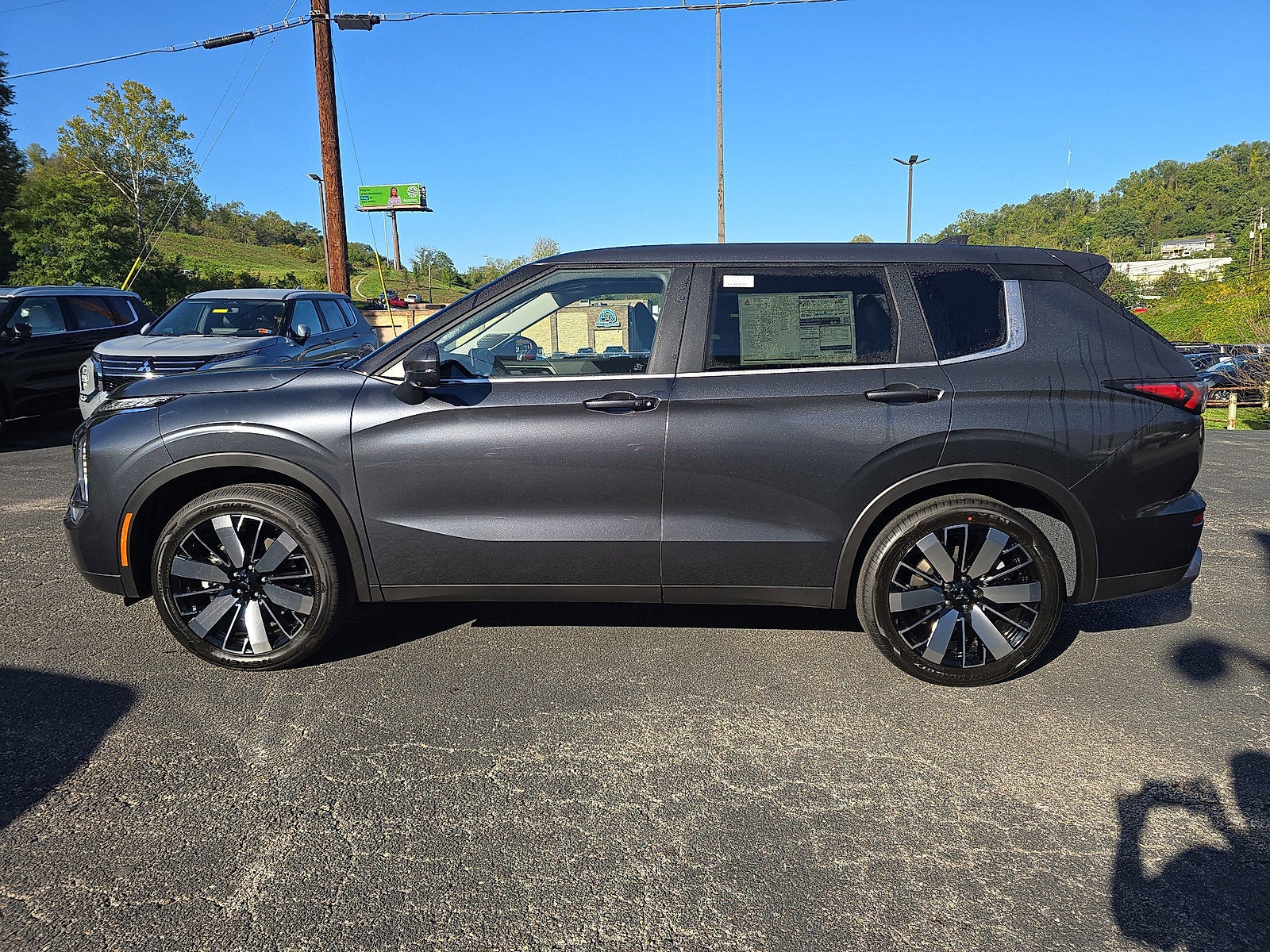 2025 Mitsubishi Outlander SE