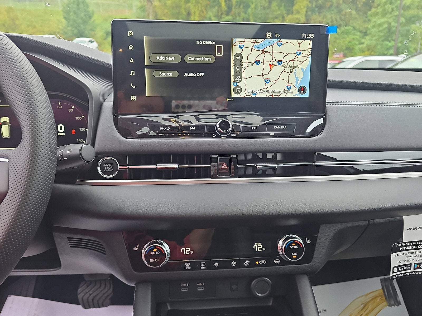 2025 Mitsubishi Outlander SE