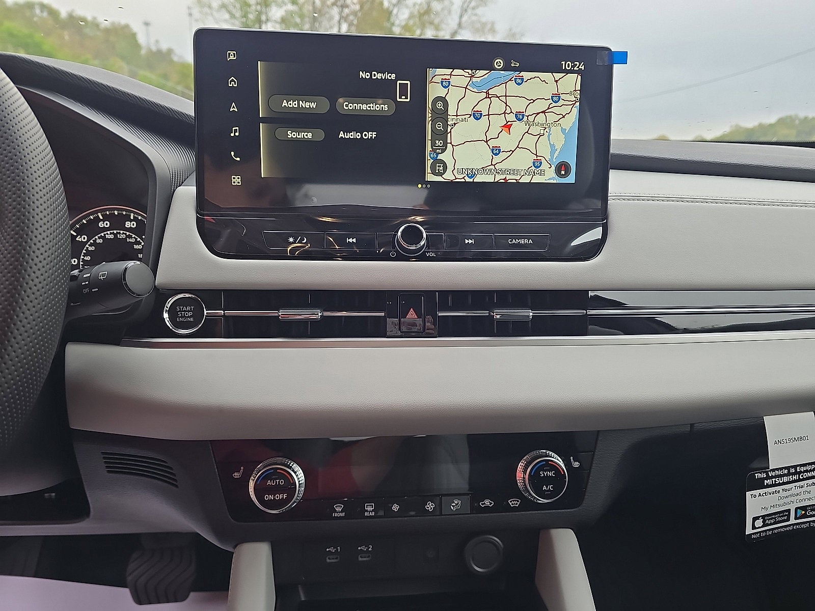 2025 Mitsubishi Outlander SE