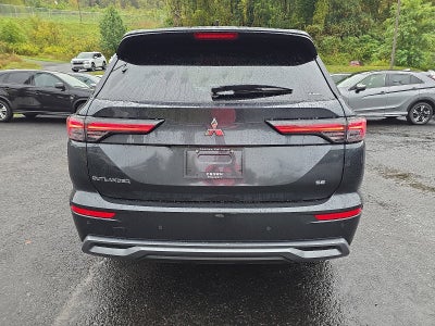 2025 Mitsubishi Outlander SE