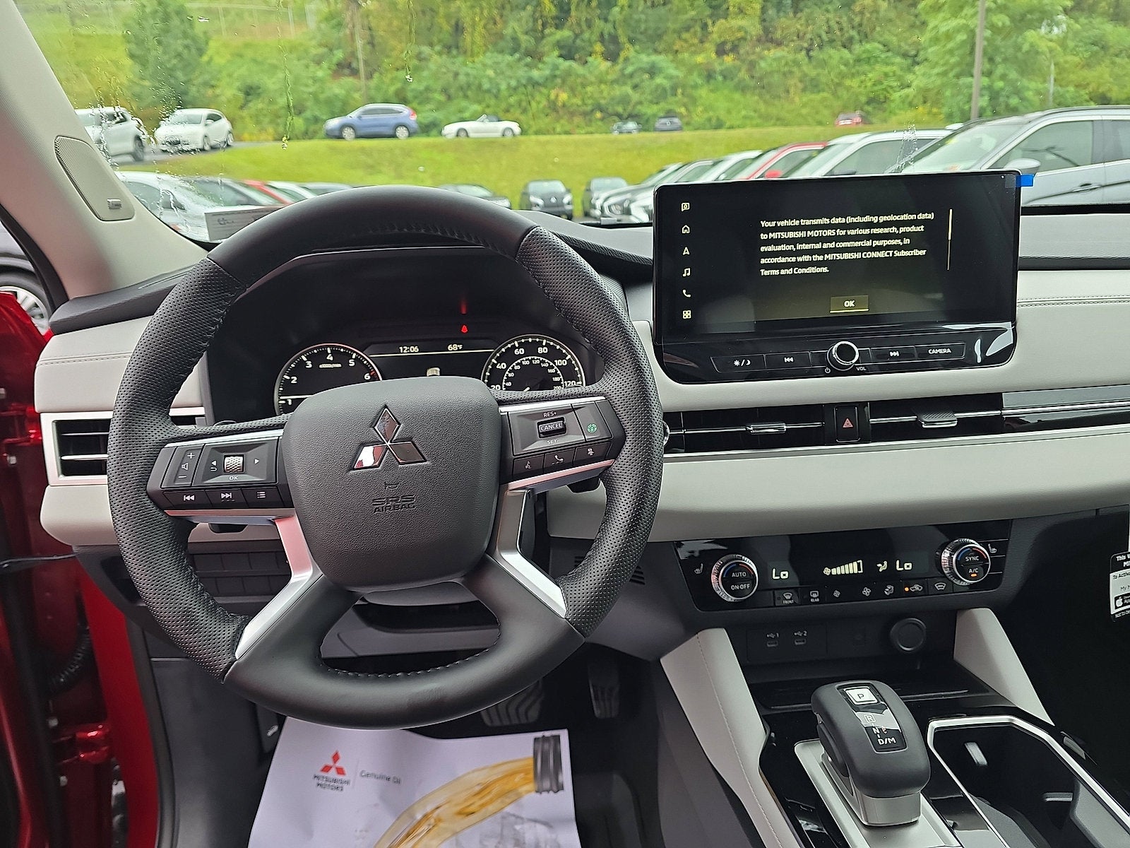 2025 Mitsubishi Outlander SE