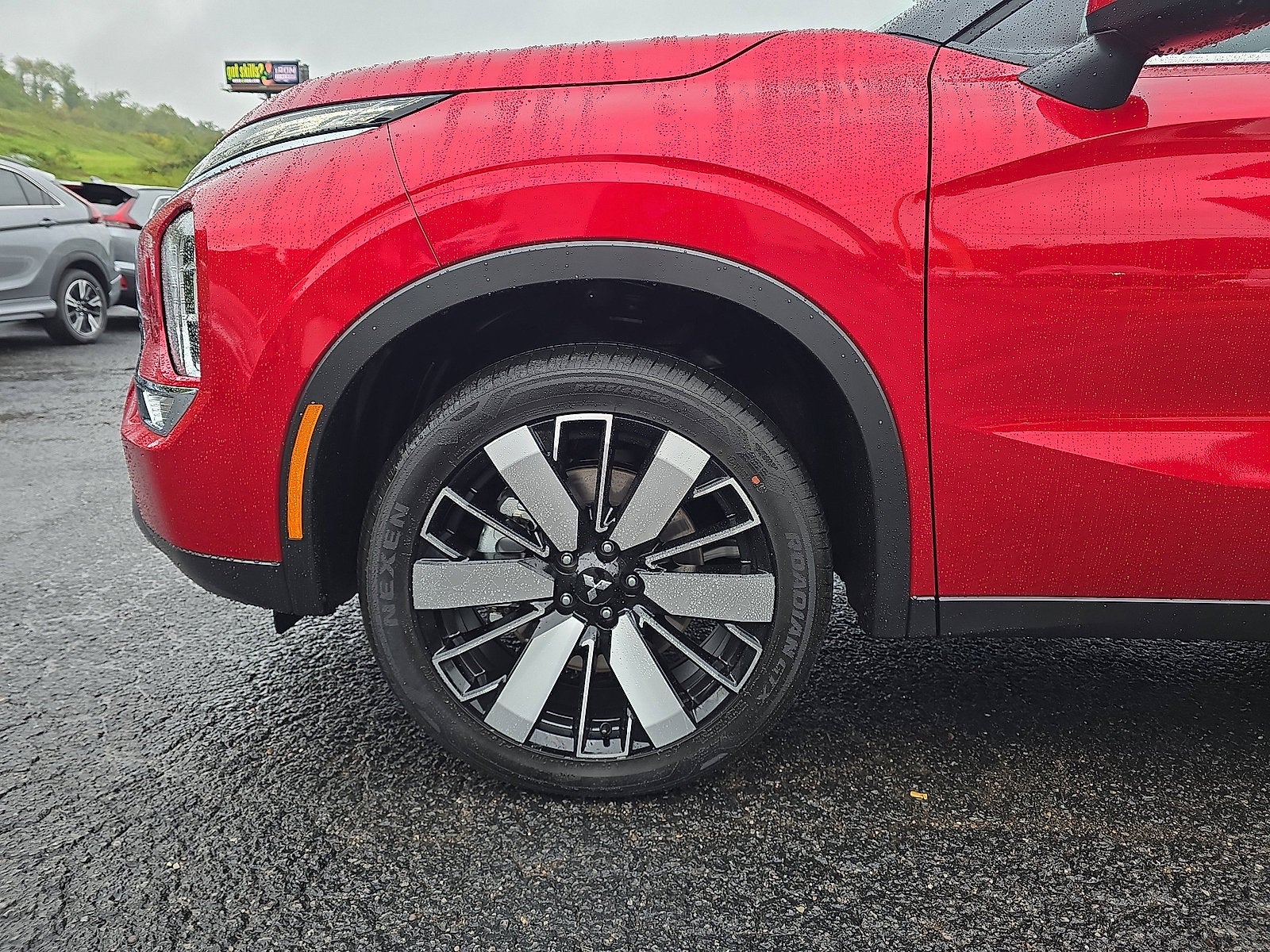 2025 Mitsubishi Outlander SE