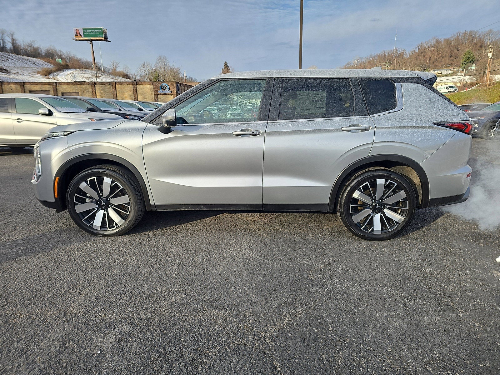 2025 Mitsubishi Outlander SE