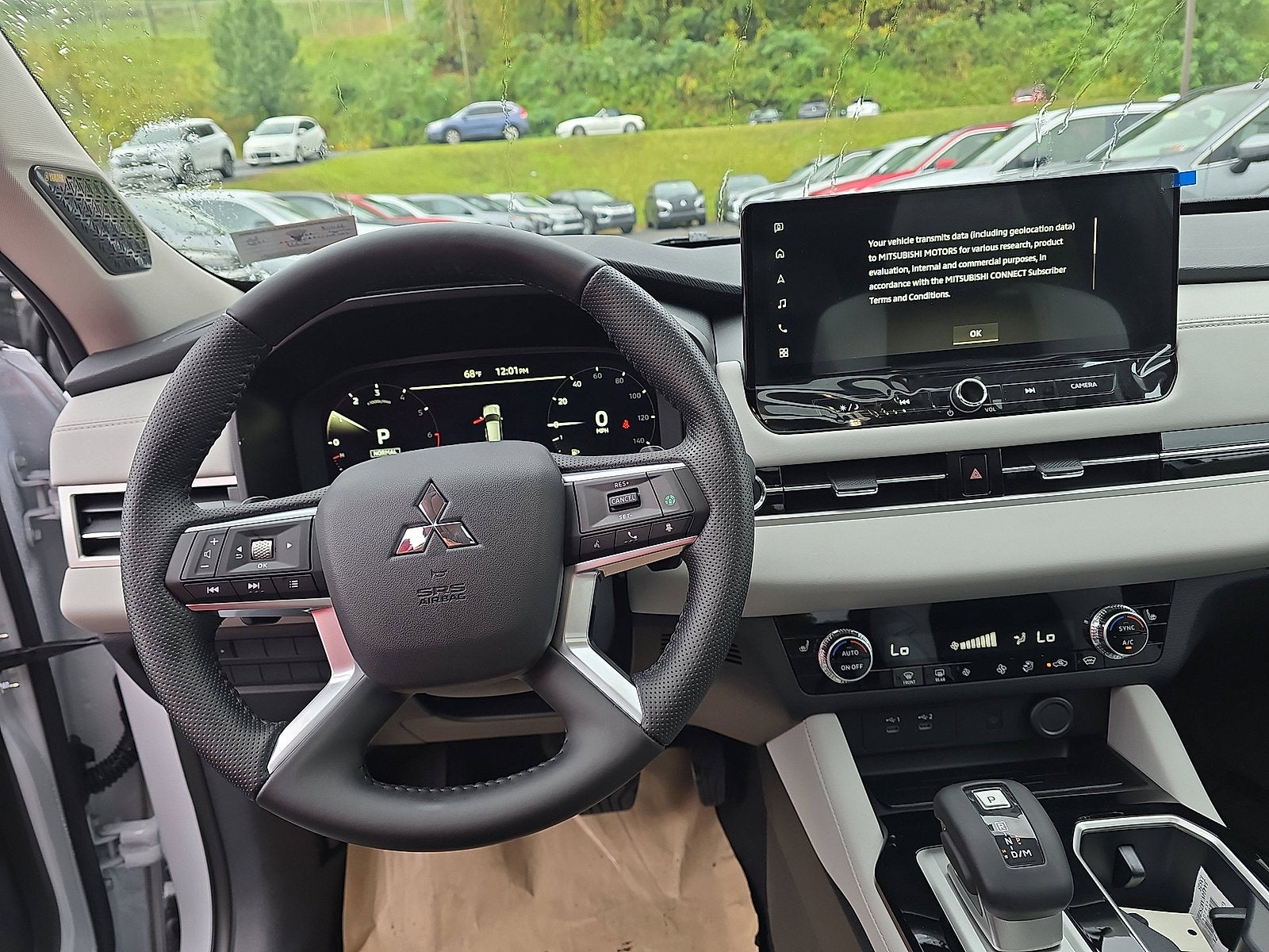 2025 Mitsubishi Outlander SE