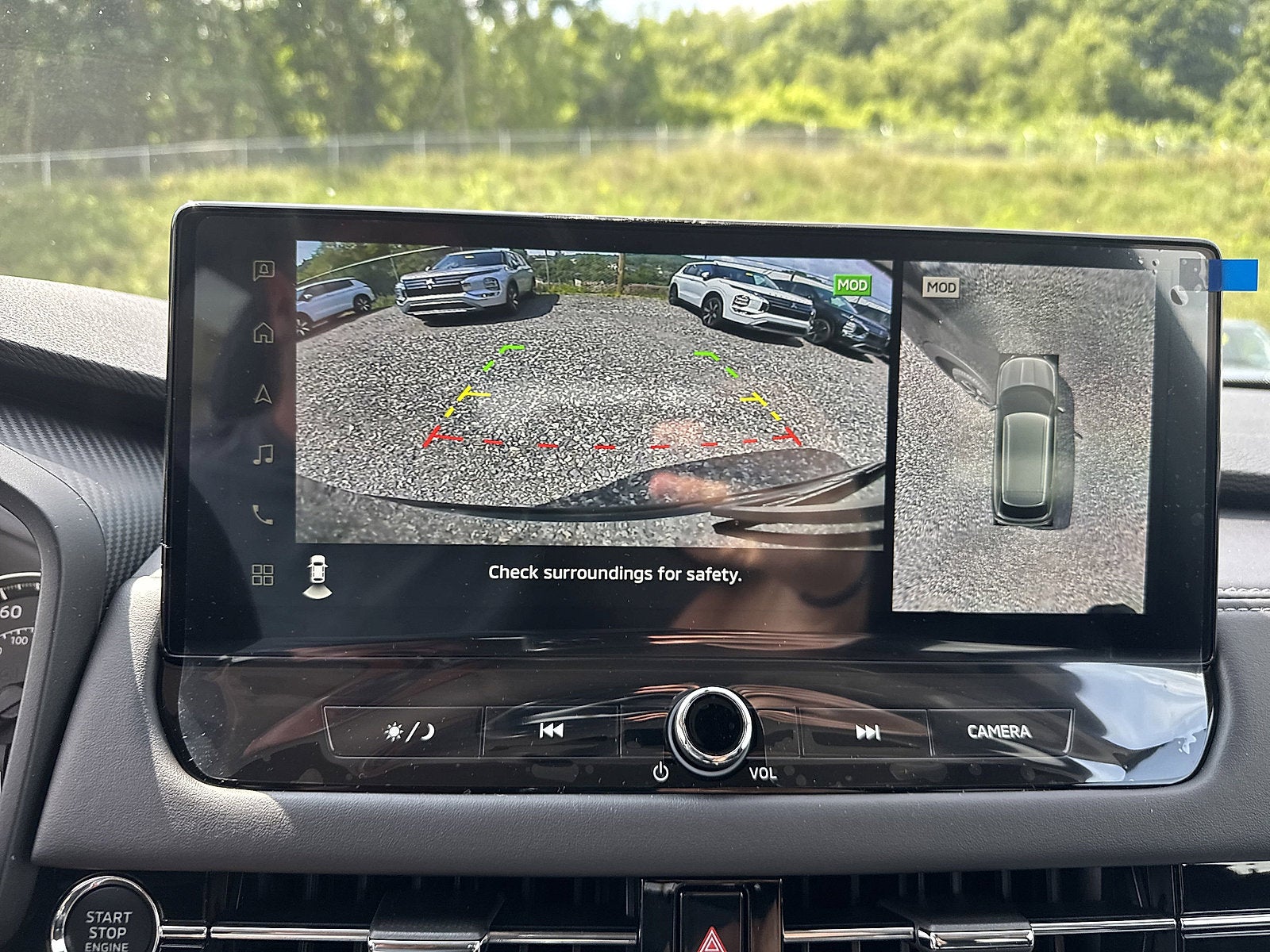 2025 Mitsubishi Outlander SE