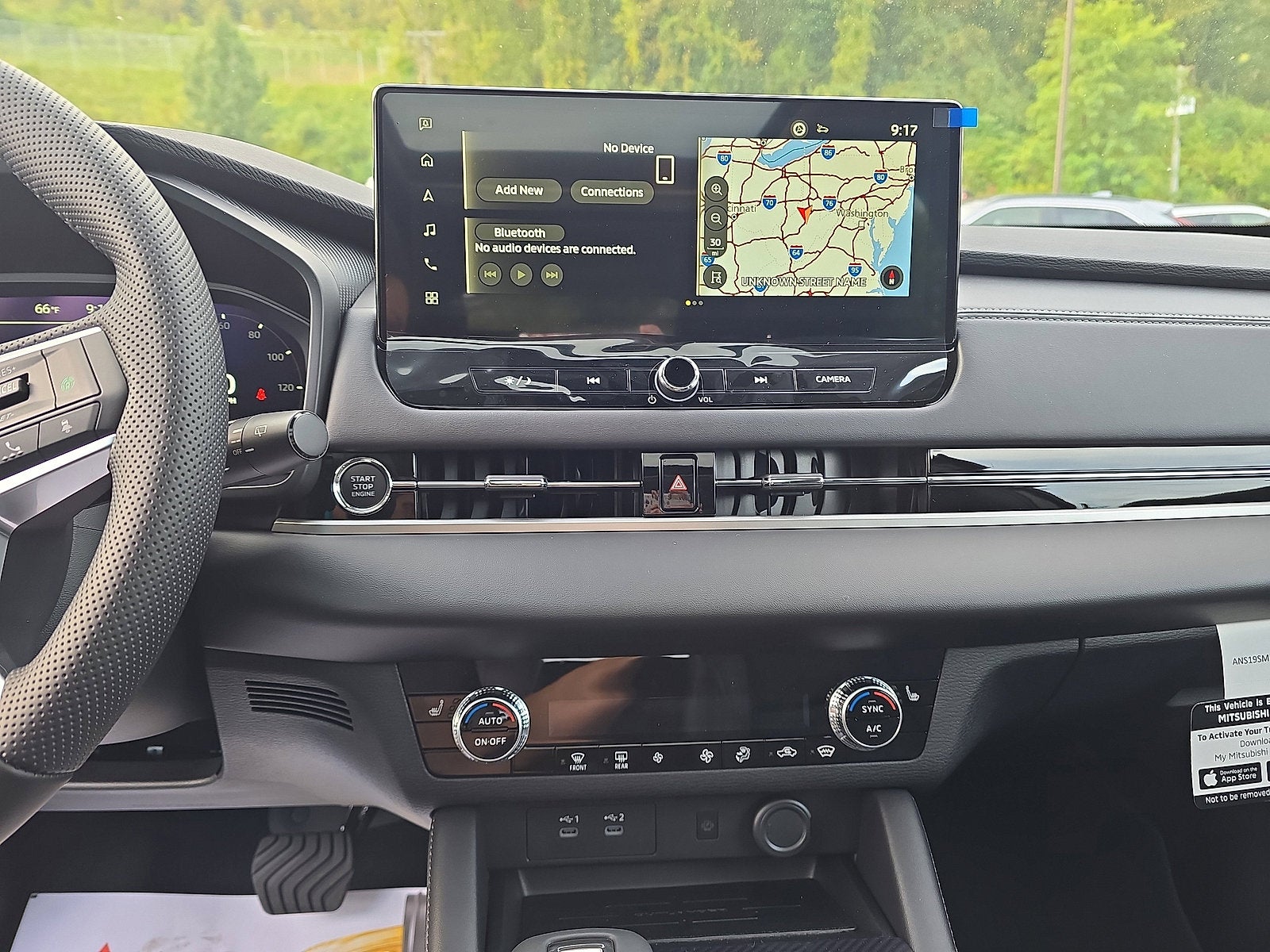 2025 Mitsubishi Outlander SE