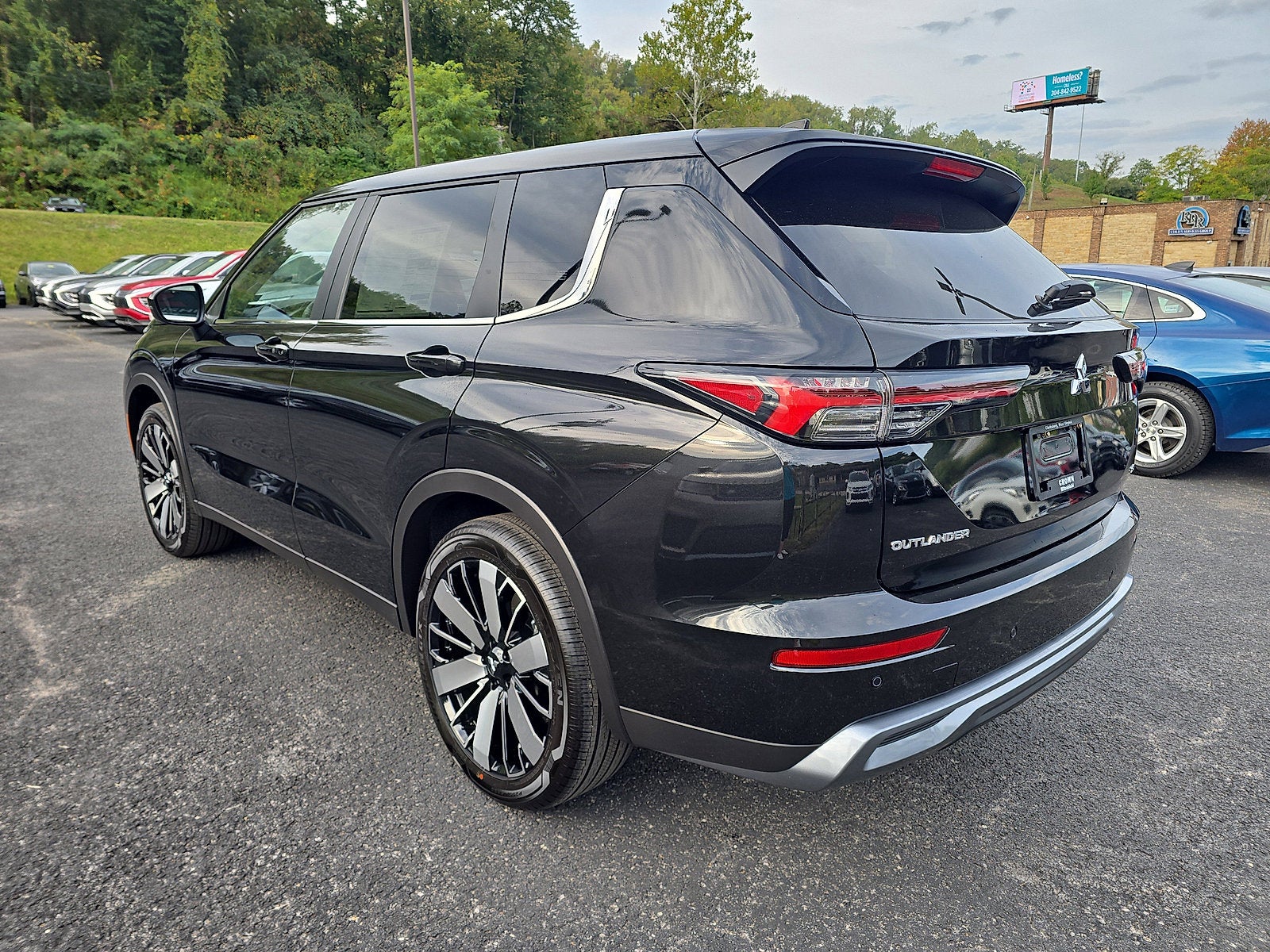 2025 Mitsubishi Outlander SE