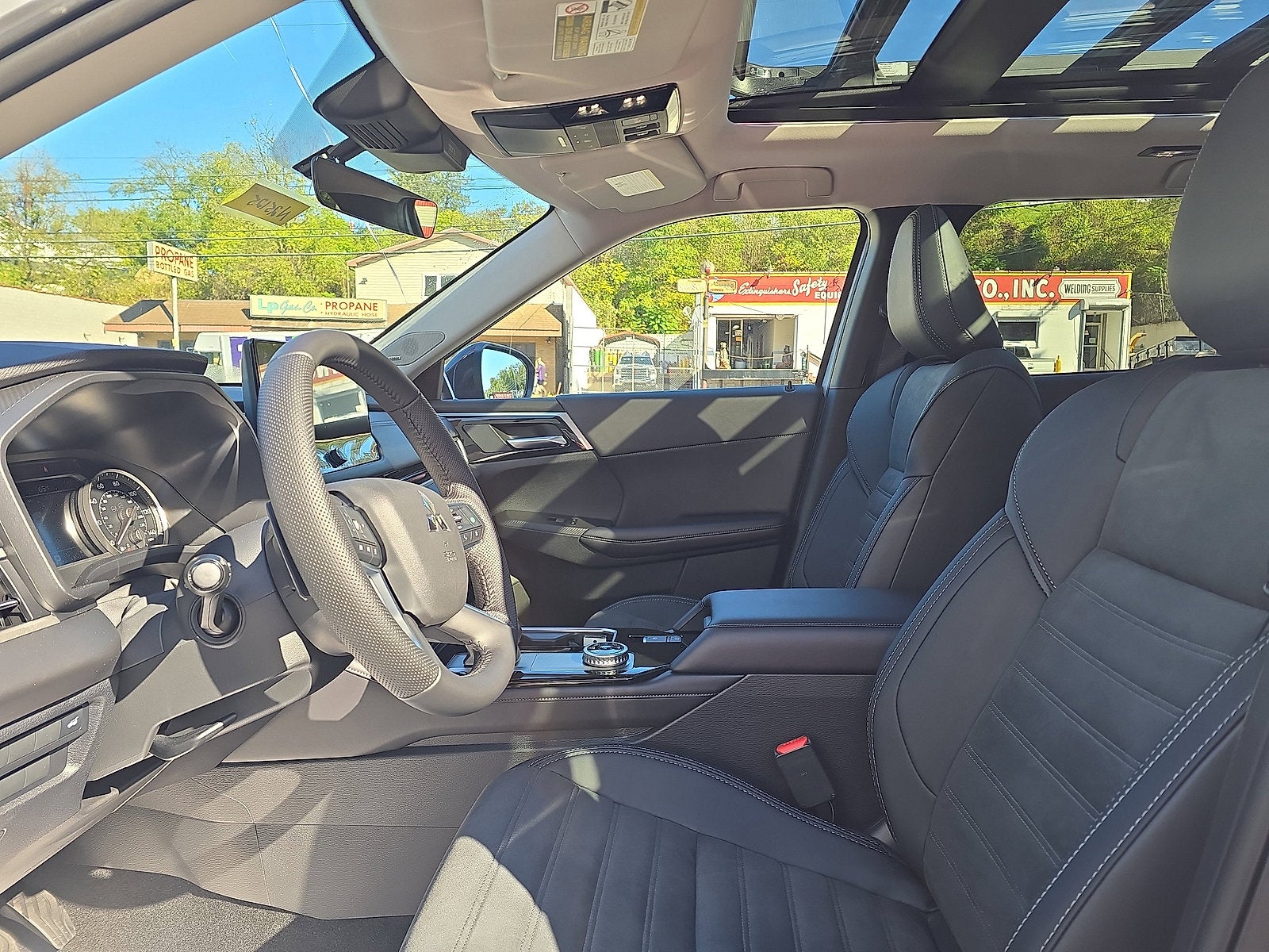 2025 Mitsubishi Outlander Trail Edition