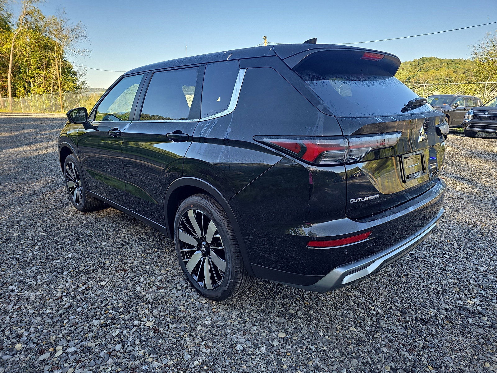 2025 Mitsubishi Outlander SE