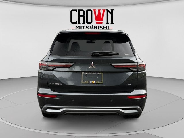 2026 Mitsubishi Outlander SE