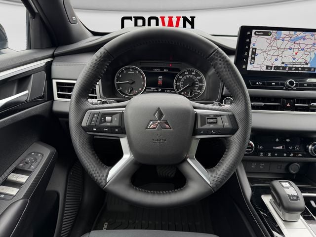 2026 Mitsubishi Outlander LE