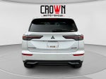 2026 Mitsubishi Outlander LE