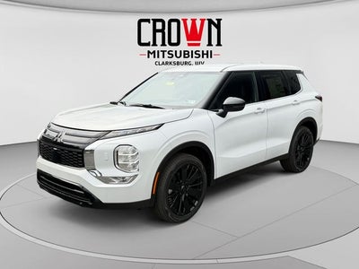 2026 Mitsubishi Outlander LE