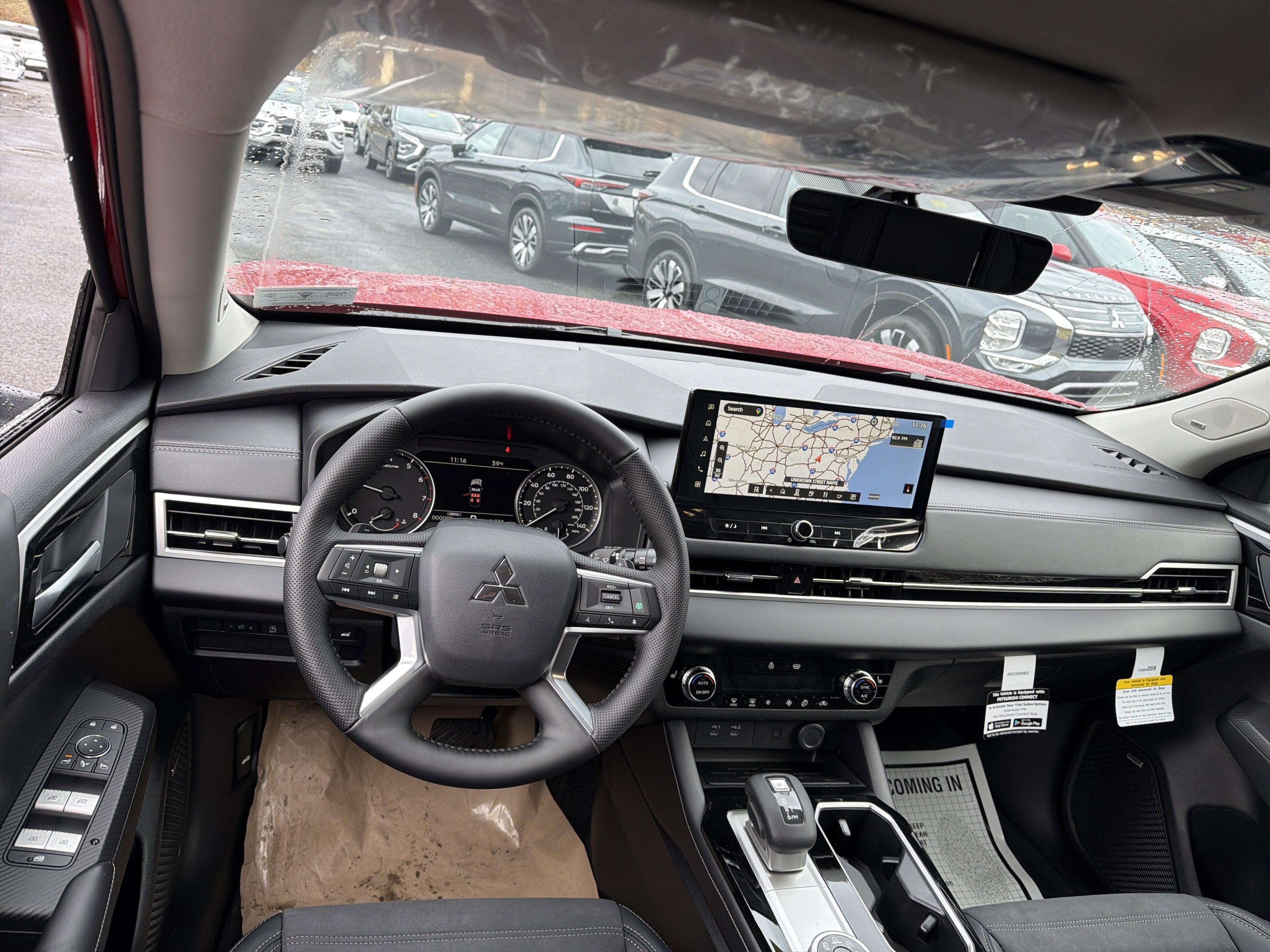 2026 Mitsubishi Outlander SE