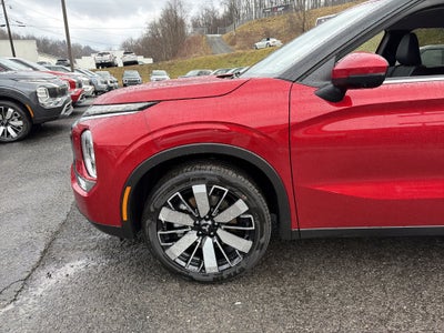 2026 Mitsubishi Outlander SE