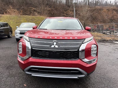 2026 Mitsubishi Outlander SE