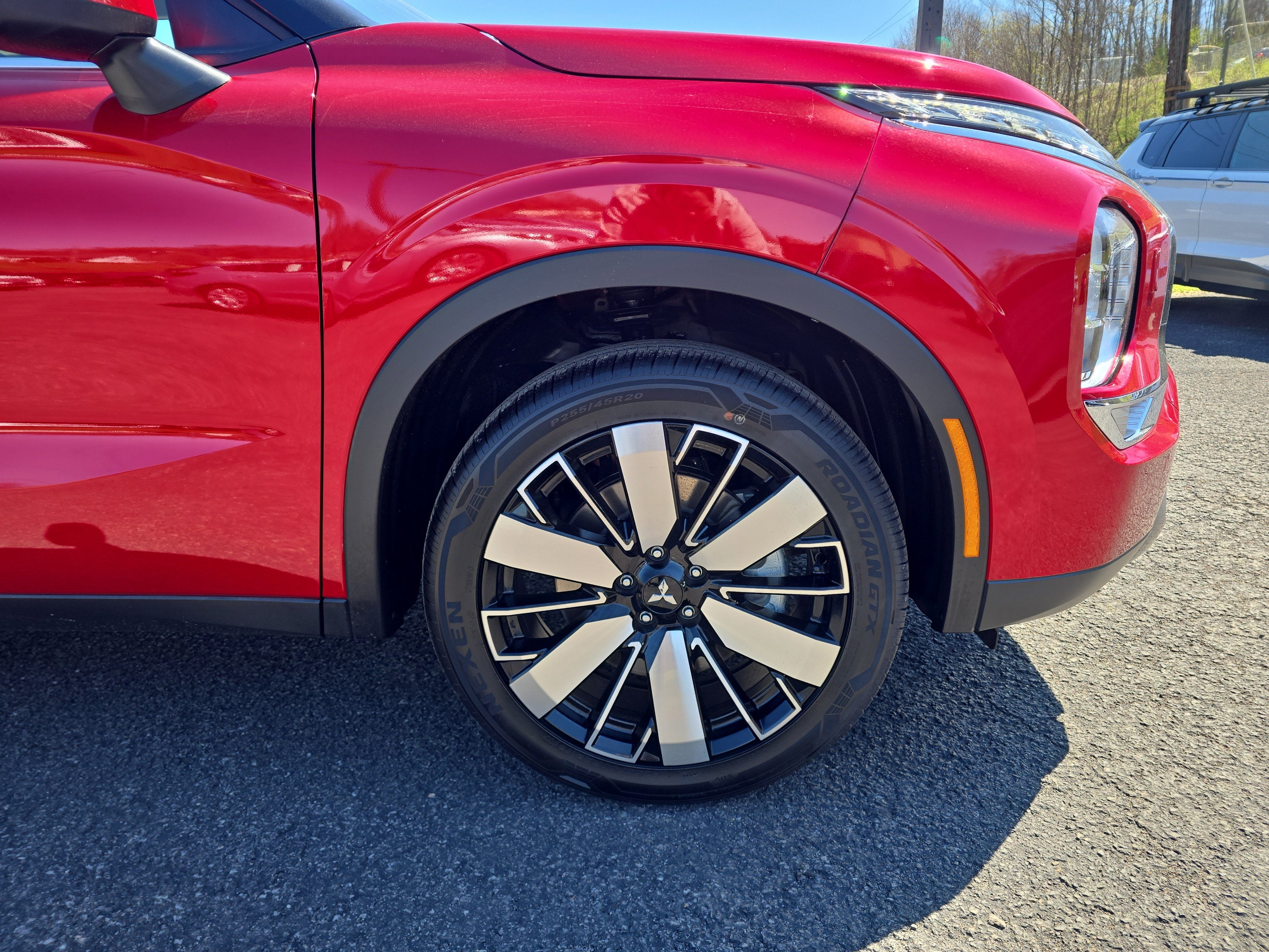 2026 Mitsubishi Outlander SE