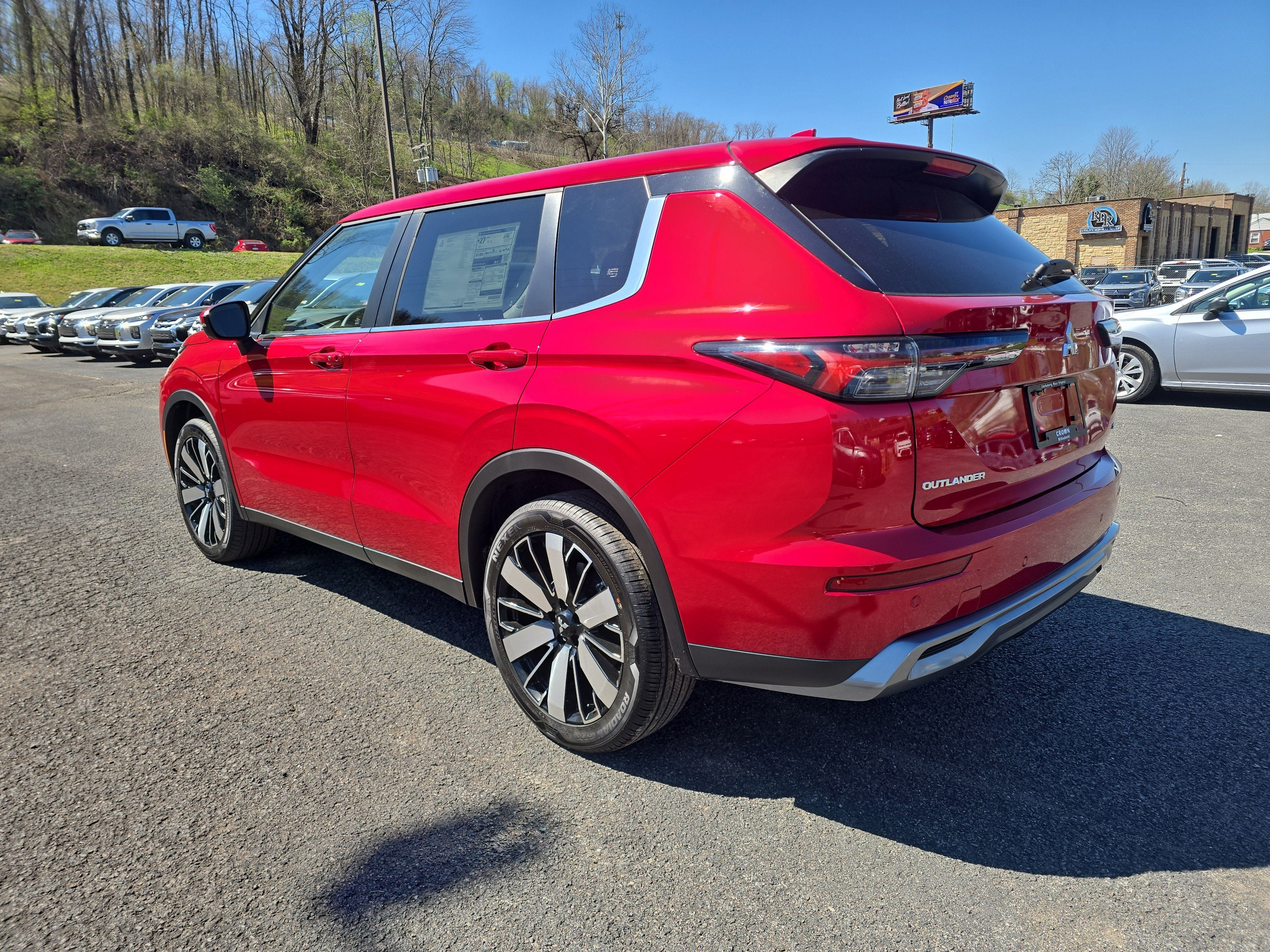2026 Mitsubishi Outlander SE