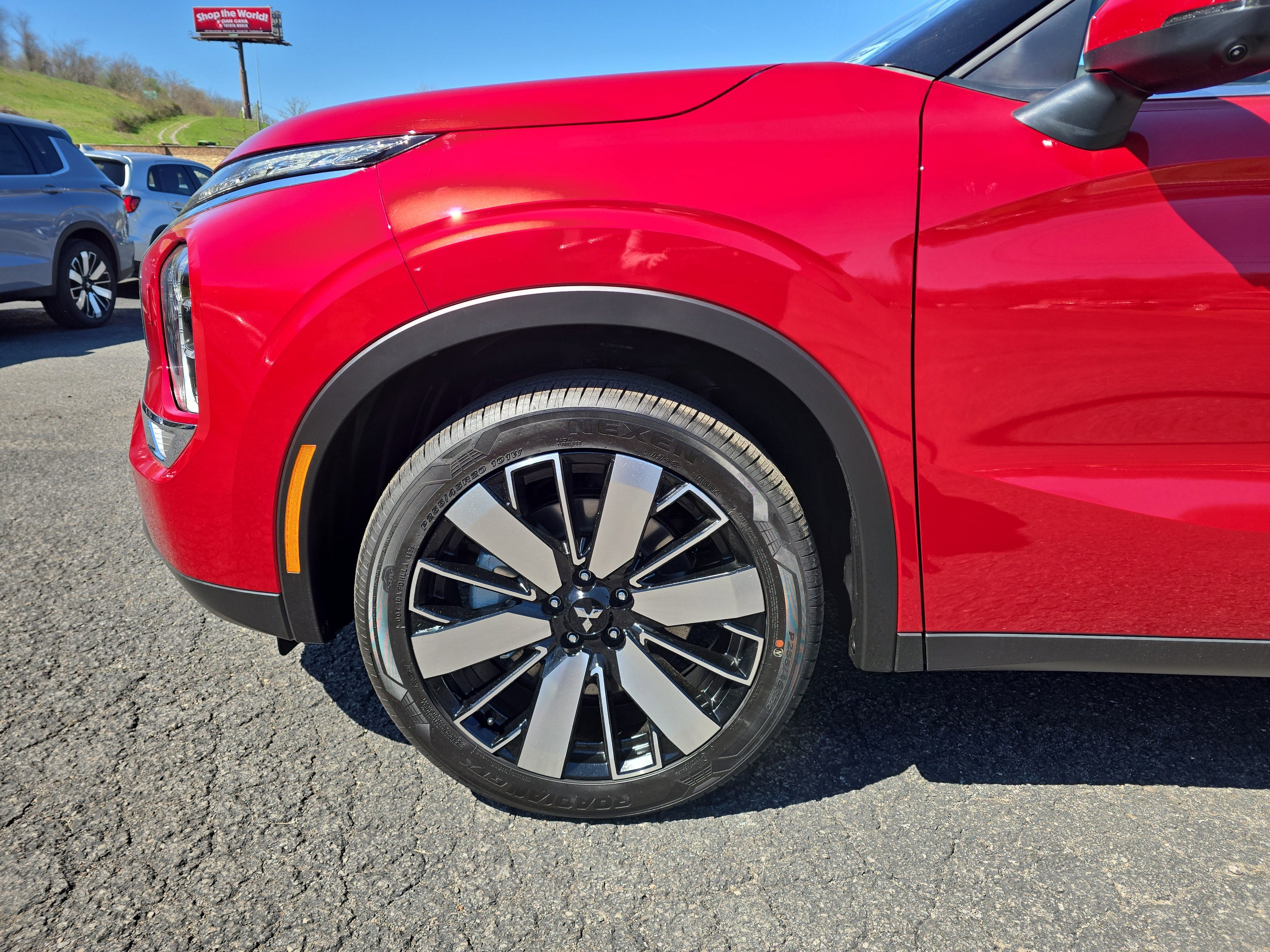 2026 Mitsubishi Outlander SE