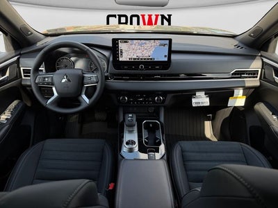 2026 Mitsubishi Outlander LE