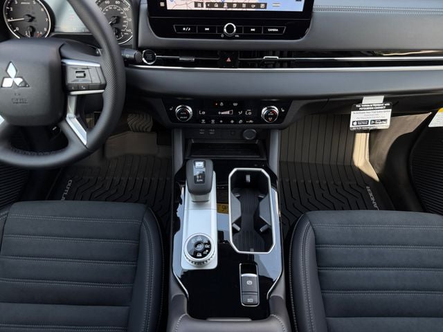 2026 Mitsubishi Outlander LE