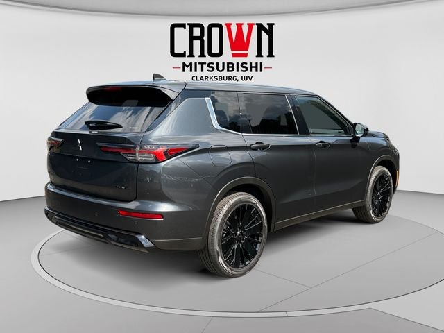 2026 Mitsubishi Outlander LE